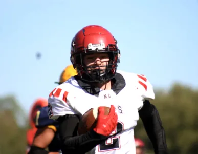 Axford connection helps Lakes spill Jets